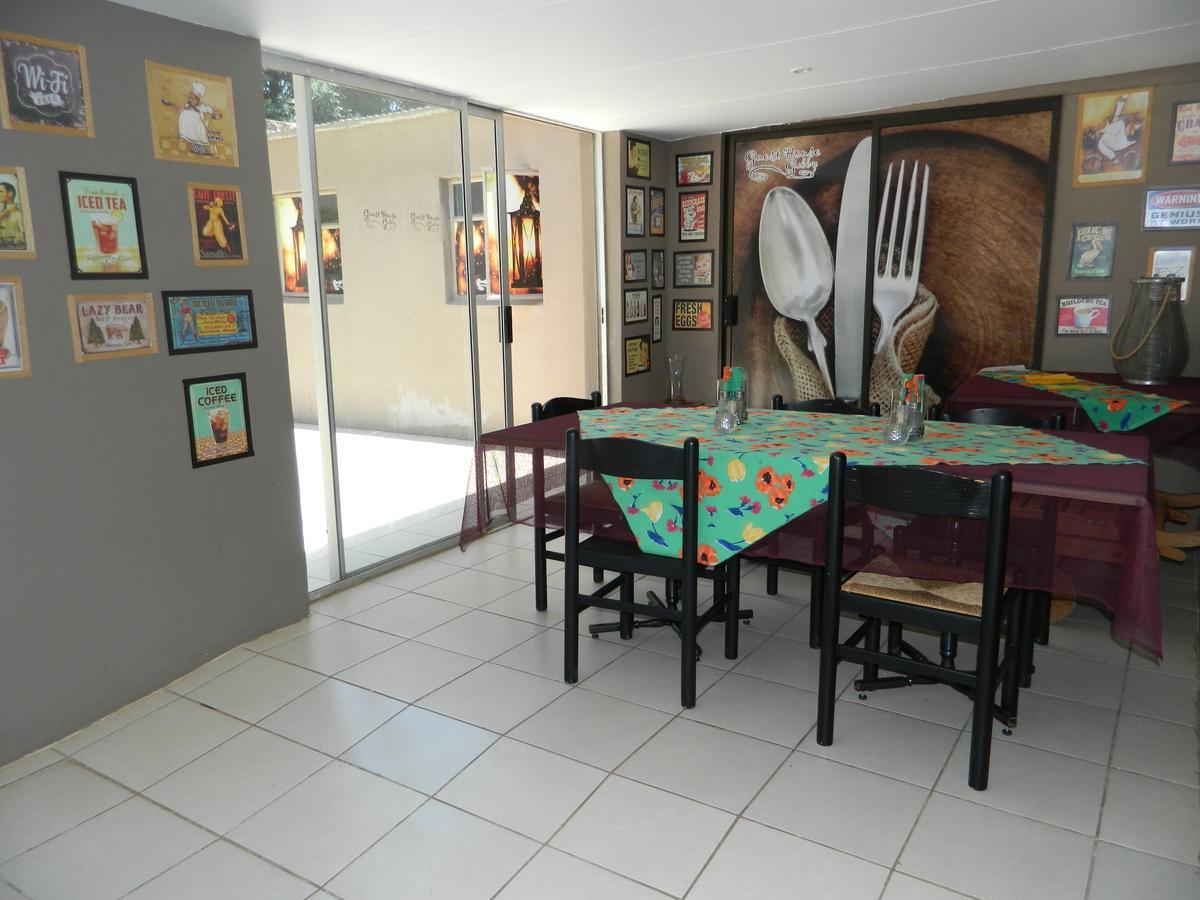 Guest House Gabby Klerksdorp Exterior foto